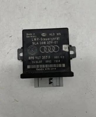 Audi A6 S6 C6 4F Light module LCM 8P0907357F 00021518 5LA00837901