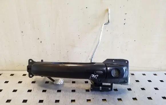 Suzuki Grand Vitara II Front door exterior handle
