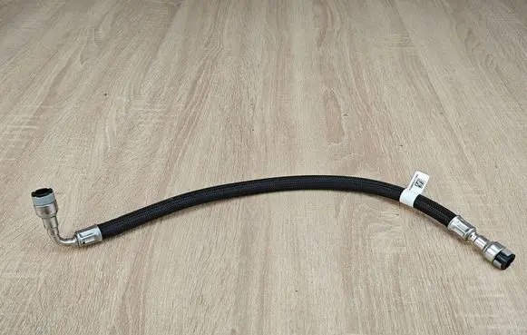 BMW 5 G30 G31 G38 Fuel line pipe 8635511
