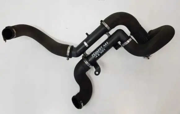 Peugeot 407 Engine coolant pipe/hose