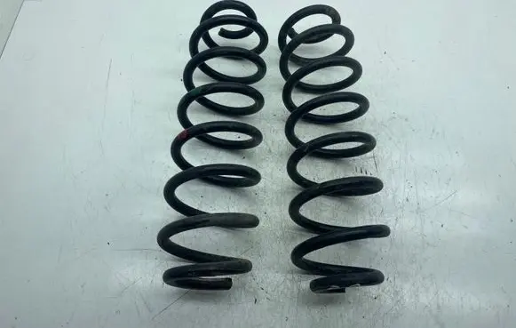 Toyota RAV 4 (XA50) Rear coil spring