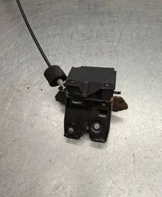 Mercedes-Benz E W211 Loading door lock A1717500085 A1717500185