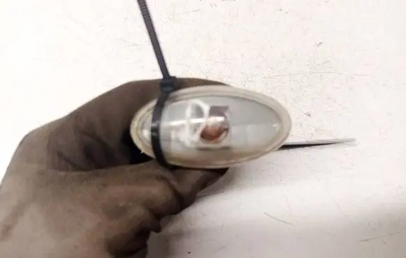 Peugeot 407 Front fender indicator light 9680057480