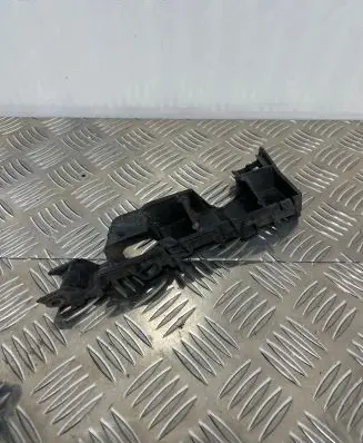 Audi A6 C7 Front bumper mounting bracket 4G0807283