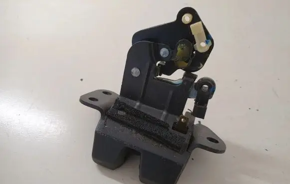 Hyundai Tucson JM Tailgate/trunk/boot lock/catch/latch