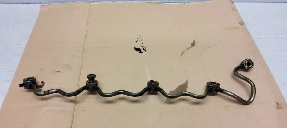 Toyota Corolla E120 E130 Fuel return line/hose 