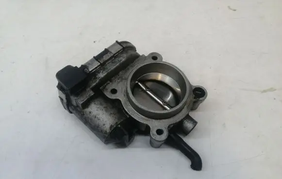 Mercedes-Benz CLK A208 C208 Throttle valve A1111410325