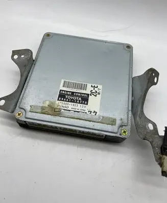 Toyota Corolla E110 Engine control unit/module 896611A770 1758001823