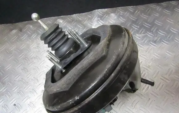 Peugeot 308 Brake booster 0204051858 9682516580