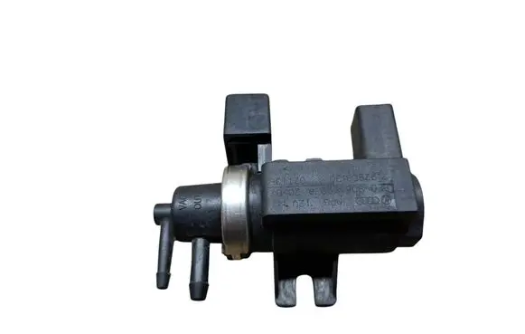 Audi A4 S4 B6 8E 8H Turbo solenoid valve 8E0906628A