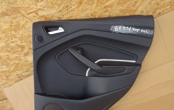 Ford Kuga II Coupe rear side trim panel 