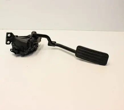 Jaguar XK - XKR Accelerator throttle pedal 6W839F836A