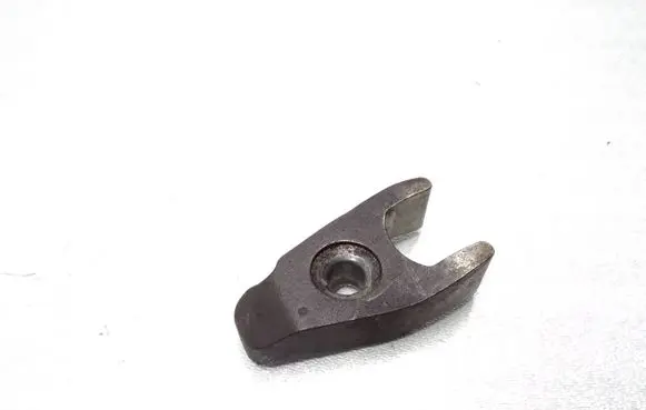 Citroen Berlingo Fuel Injector clamp holder