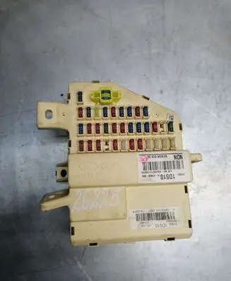 KIA Carens II Fuse module 919501D510