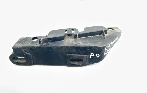 Citroen C4 I Picasso Front bumper mounting bracket