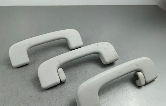 Ford Escape IV A set of handles for the ceiling 