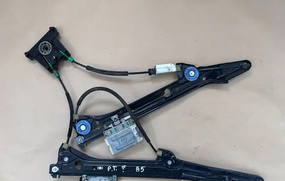Audi A5 8T 8F Rear window lifting mechanism without motor 989582