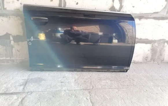 Audi A6 S6 C6 4F Front door