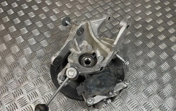 DS Automobiles 7 Crossback Rear wheel hub 9817537010