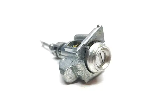 KIA Stonic Front door lock (next to the handle) 4D6LH