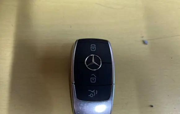 Mercedes-Benz CLA C118 X118 Ignition key/card A1779055806