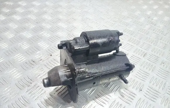 Mazda 2 Starter motor
