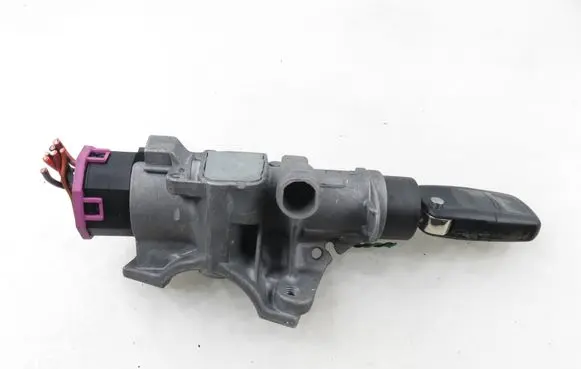 Skoda Octavia Mk1 (1U) Ignition lock 4B0905851B