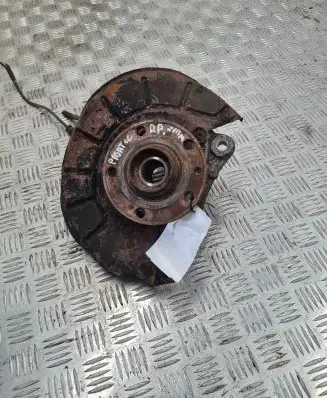 Volkswagen PASSAT CC Front wheel hub