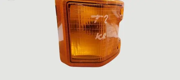Volkswagen Transporter - Caravelle T2 Front indicator light 0132798 P25-1 HELLA