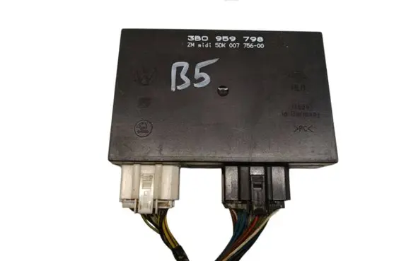 Volkswagen PASSAT B5 Comfort/convenience module 3B0959798 5DK00775600