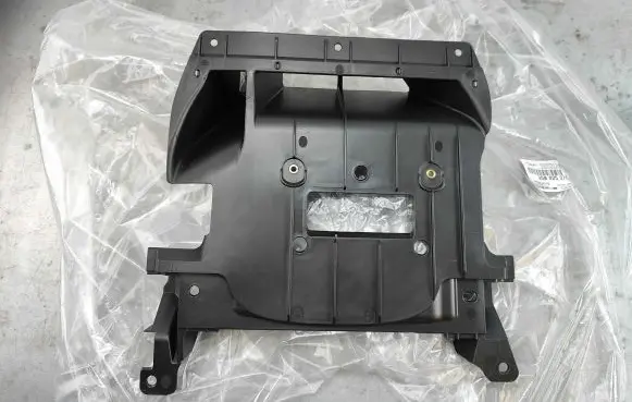 Porsche Macan (95B) Other under body part 95b825370h