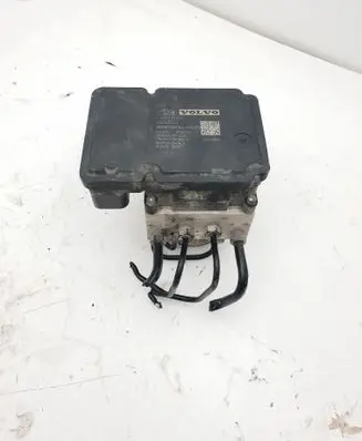 Volvo XC70 ABS Pump 31261142 10092604043