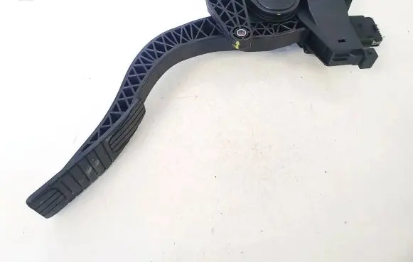 Chevrolet Captiva Accelerator throttle pedal 20905700b jy-106-22-0010