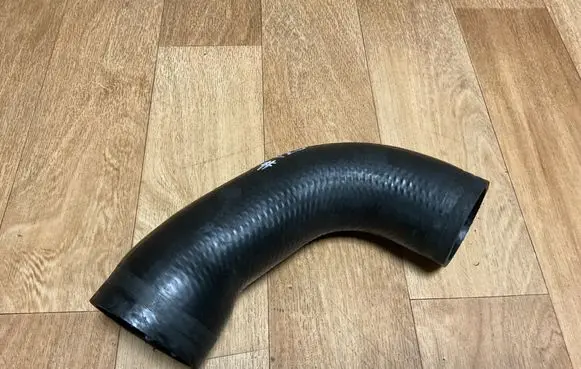 Volvo S40, V40 Intercooler hose/pipe 