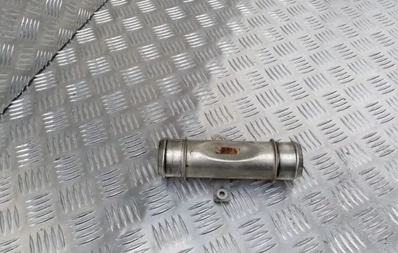 Citroen C4 I Intercooler hose/pipe