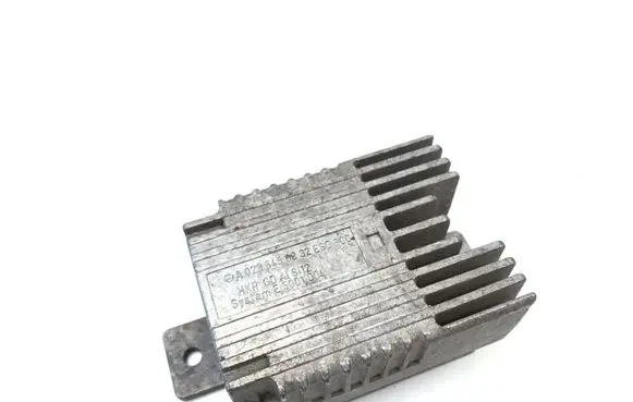 Mercedes-Benz A W168 Coolant fan relay A0235450832 A0235450832ESG300 ESG300