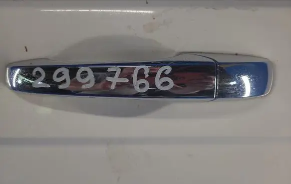 Chrysler 200 Front door exterior handle 4589657AB