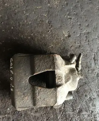Volkswagen Golf IV Front brake caliper