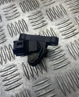 Volvo S40 Crankshaft position sensor 8627355 0296001210
