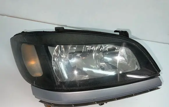 Opel Zafira A Headlight/headlamp