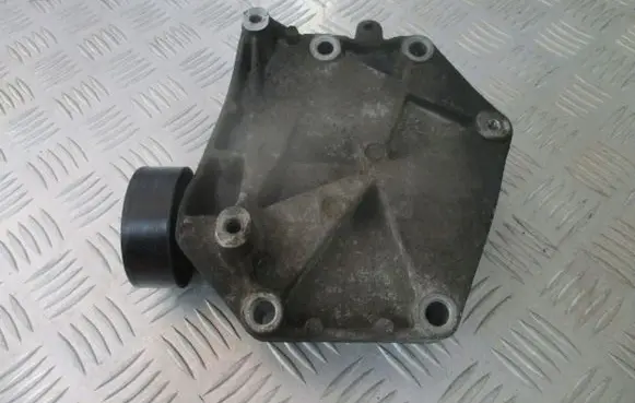 Fiat Croma Engine mounting bracket