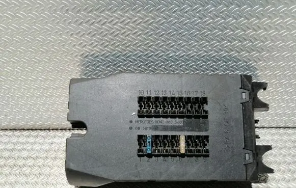 Volkswagen II LT Fuse module 0005400650 08501002