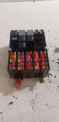 Ford Fiesta Fuse module 6S6T14401GMD 11730507000