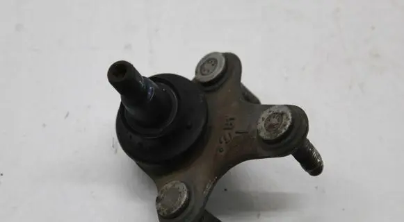 Skoda Yeti (5L) Front ball joint 1K0365C
