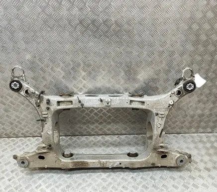 Volvo C40 Rear subframe 32333884 32333885