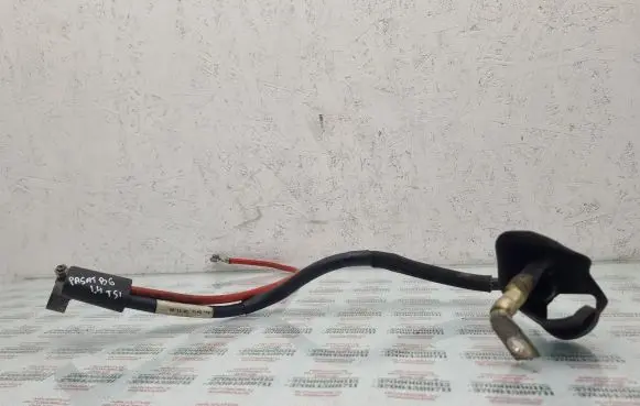 Positive cable (battery)