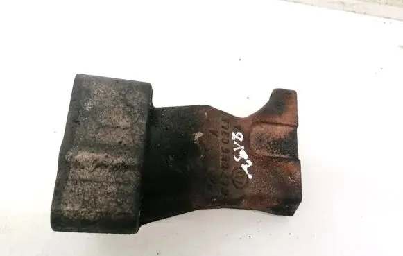 Mercedes-Benz ML W164 Engine mounting bracket 6420960345