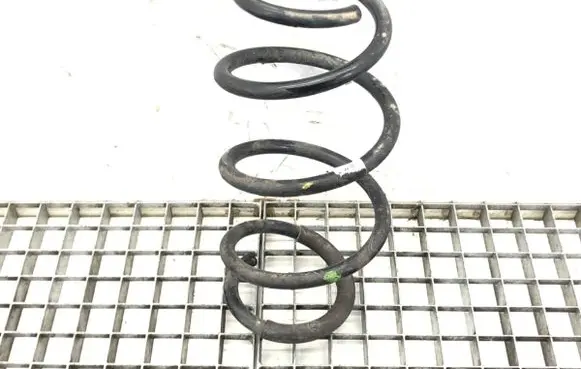 KIA Sportage Front coil spring 