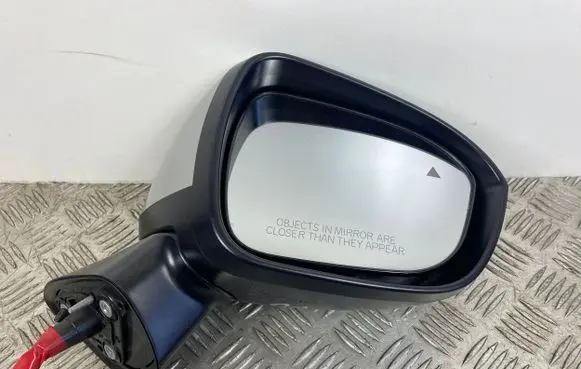 Mitsubishi Outlander IV Front door electric wing mirror