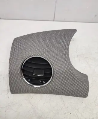 Chevrolet Cruze Panel trim 96829265 95999097